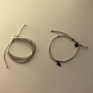 2 puravida bracelets